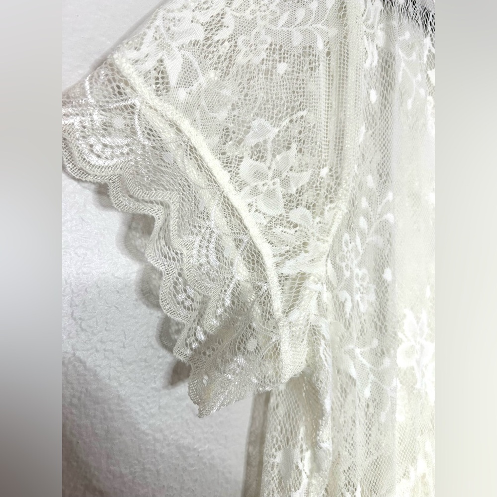 Lace Top - Picture 4 of 5